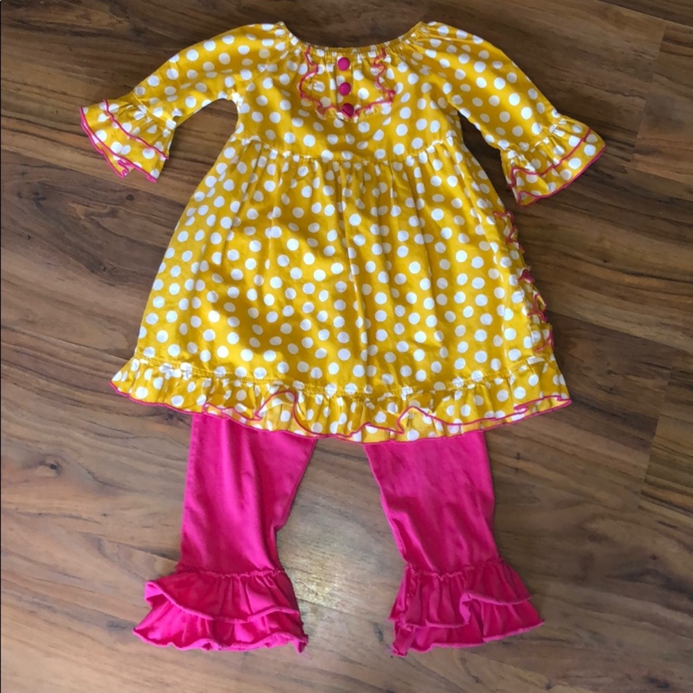 2T polka dot ruffle set